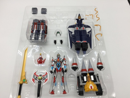 フィギュアのグリッドマン