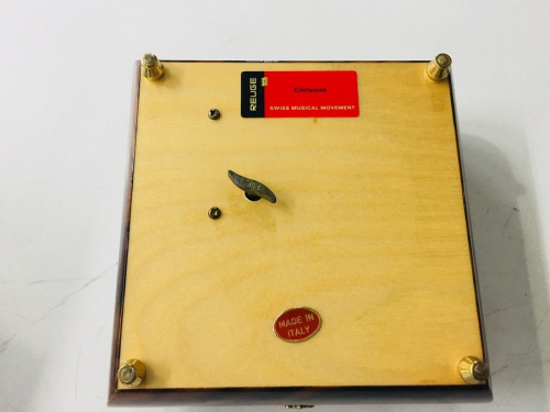 REUGEの草加 中古 雑貨