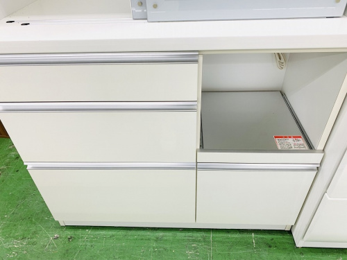 食器棚の高橋木工所