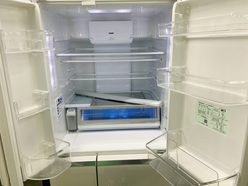 冷蔵庫の6ドア冷蔵庫