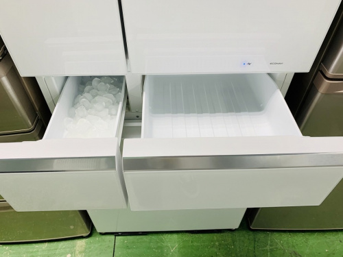 6ドア冷蔵庫のPanasonic