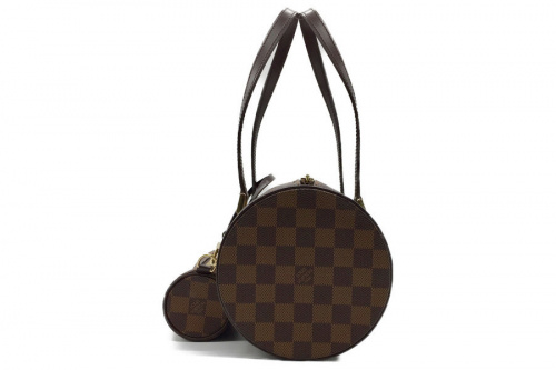 バッグのショルダーバッグ