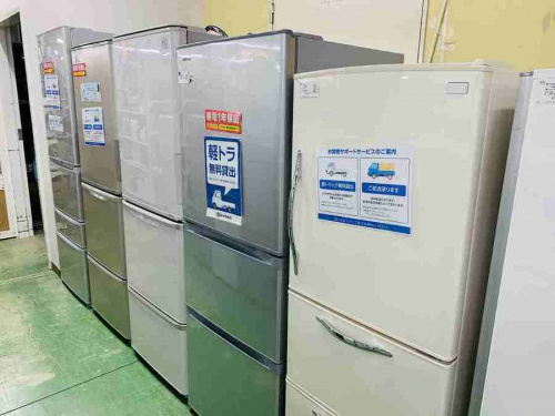 冷蔵庫の3ドア冷蔵庫