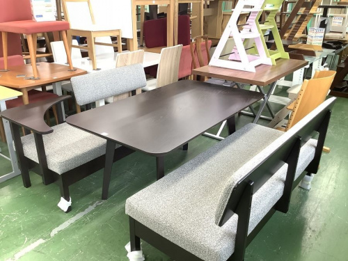 家具のダイニングセット