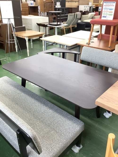 ダイニングセットのｼｷﾞﾔﾏ家具
