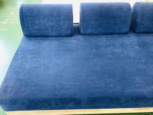 ベッドのセミダブルベッド