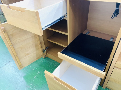 キッチン収納のキッチンカウンター