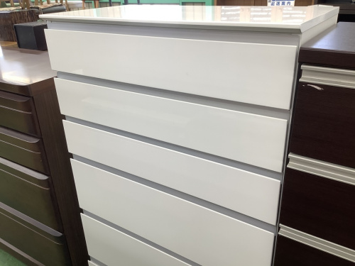 収納家具のチェスト