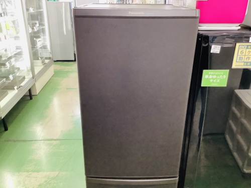 冷蔵庫の2ドア冷蔵庫