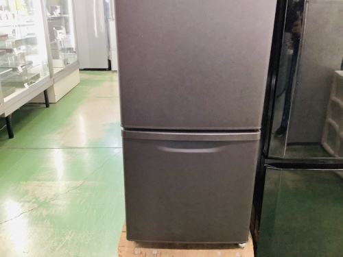 2ドア冷蔵庫のPanasonic