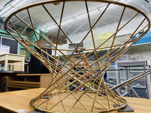 テーブルのガラステーブル