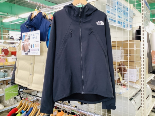 トップスのジャケット
