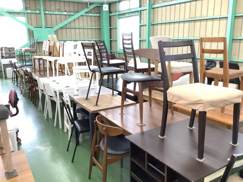 テーブルのダイニング5点セット