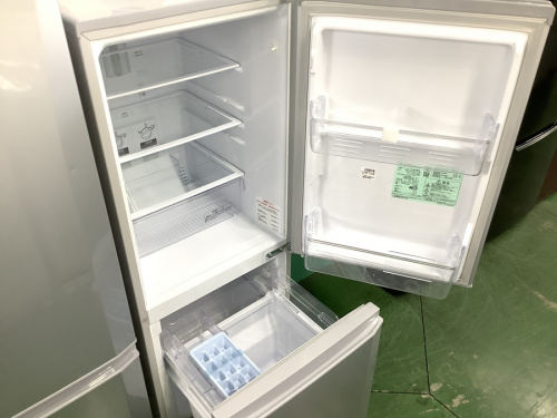 冷蔵庫の2ドア冷蔵庫