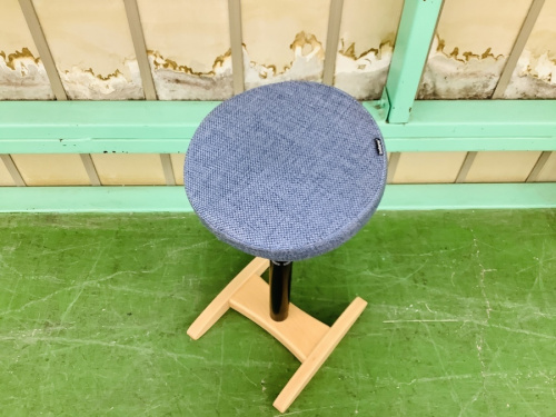 イスのバランスチェアー