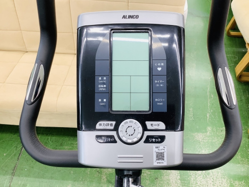 冷蔵庫の2ドア冷蔵庫