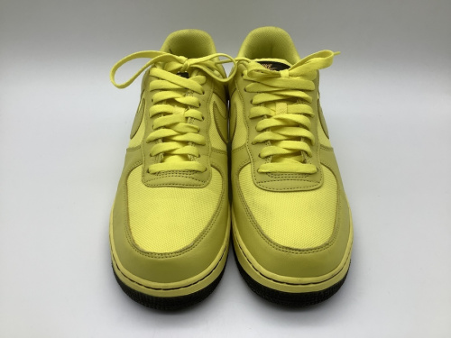 ローカットスニーカーのNIKE