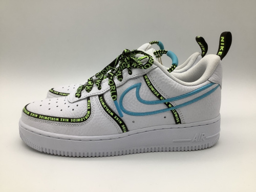 ローカットスニーカーのNIKE