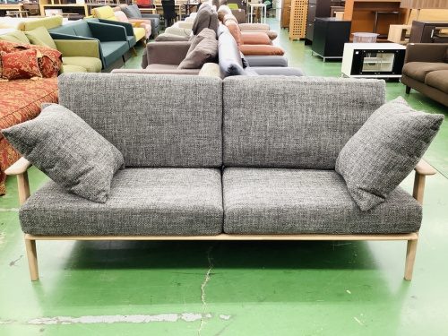 ソファーの3人掛けソファー