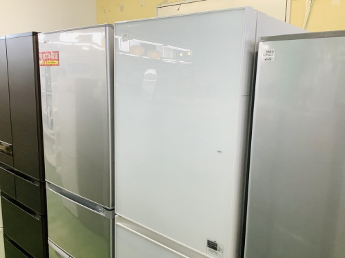 キッチン家電の冷蔵庫