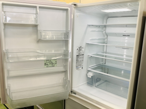 5ドア冷蔵庫のTOSHIBA