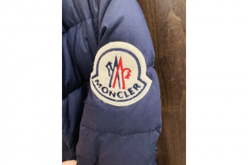 ジャケットのテーラードダウンジャケット