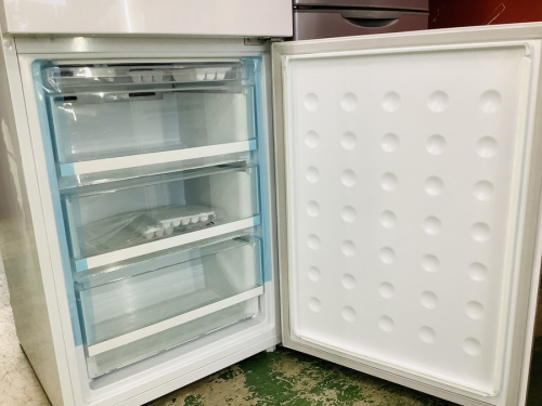 2ドア冷蔵庫のHaier