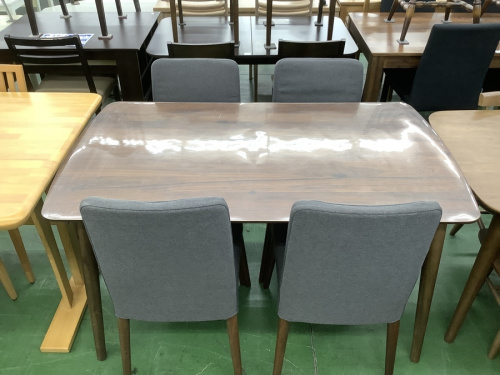 ダイニングセットのダイニング5点セット