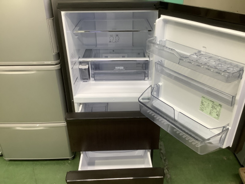 冷蔵庫の3ドア冷蔵庫