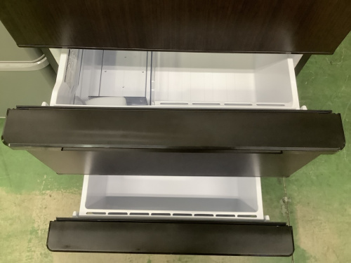 3ドア冷蔵庫のAQUA