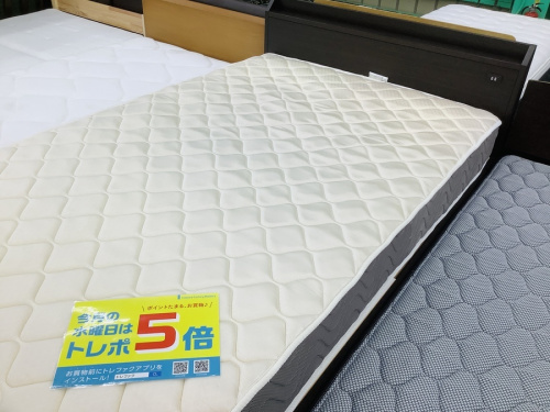 生活家具のベッド