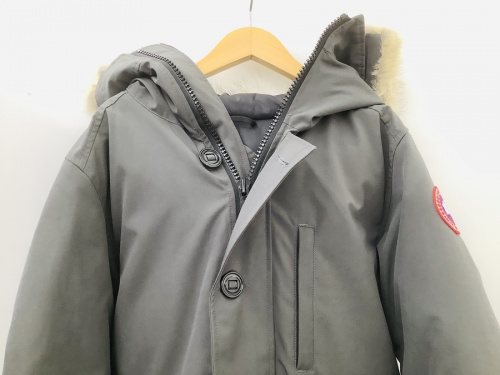 ジャケットのダウンジャケット