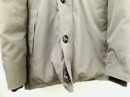 ダウンジャケットのCANADA GOOSE