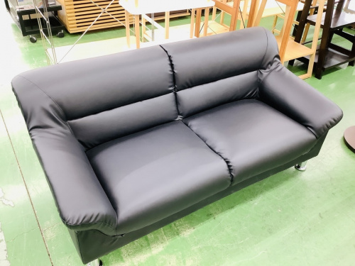 ソファのガラストップコーヒーテーブル