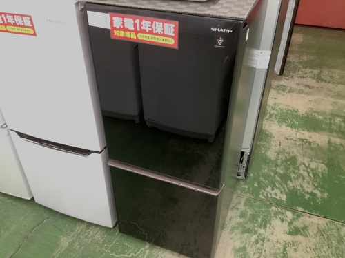 キッチン家電の全自動洗濯機