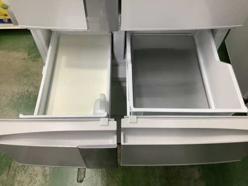 6ドア冷蔵庫のMITSUBISHI