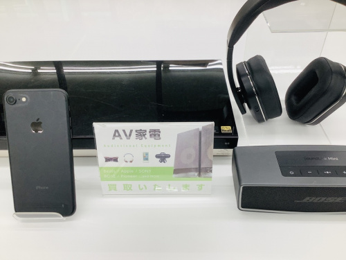 AV機器のヘッドホン