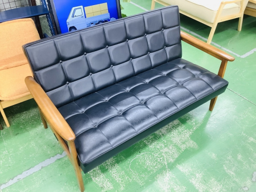 カリモク60