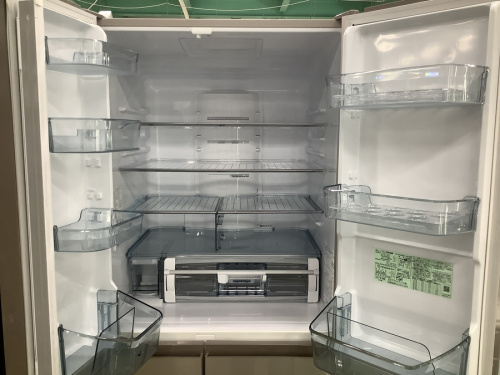 6ドア冷蔵庫のHITACHI