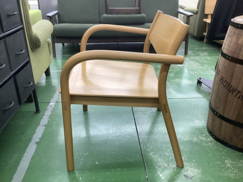無印良品のアームチェア