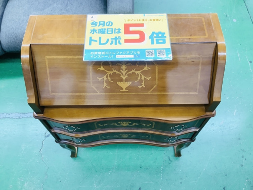 生活家具のデスク