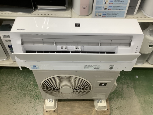 エアコンの壁掛けエアコン