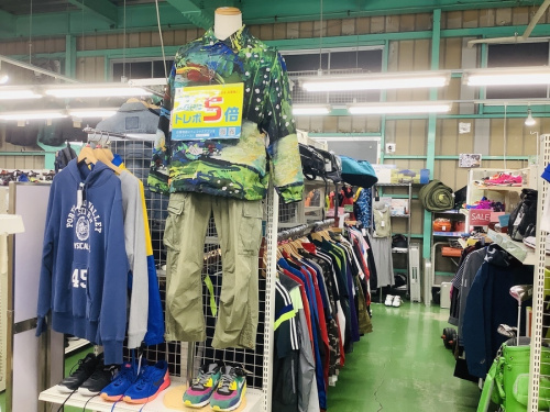 トップスのジャケット