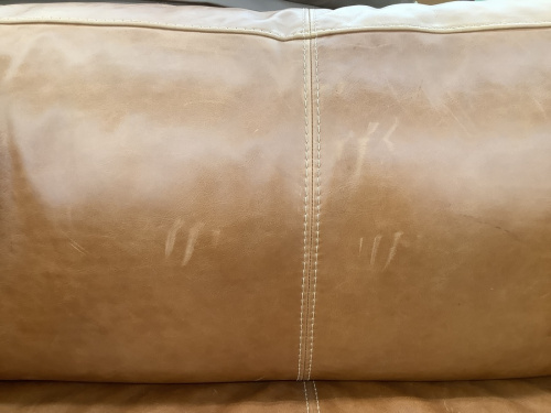 tabu leather Worksのウニコ