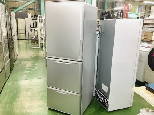 キッチン家電の冷蔵庫