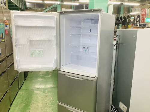 冷蔵庫の3ドア冷蔵庫