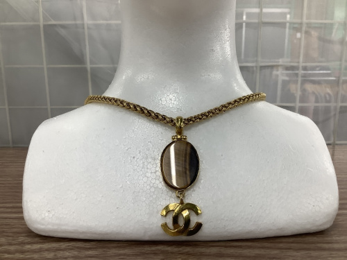 ネックレスのCHANEL