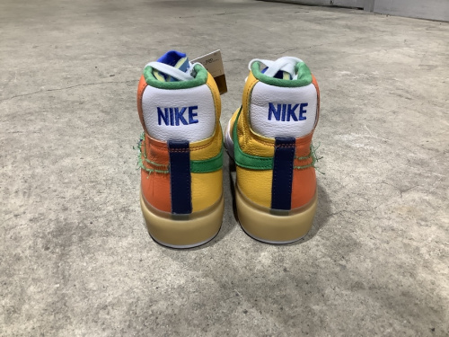 NIKE SBのBLAZER
