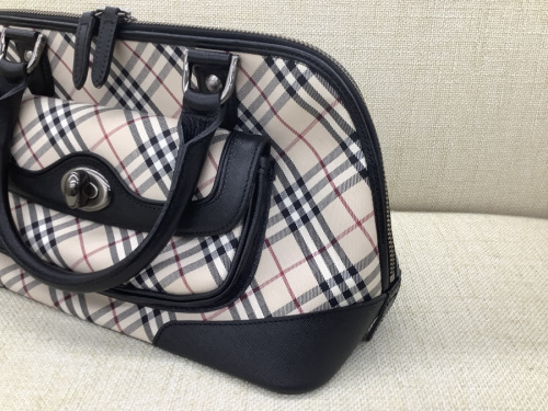 BURBERRYのバーバリーブルーラベル