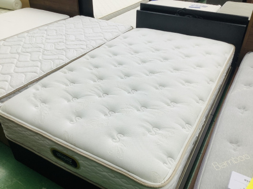 生活家具のベッド
